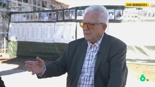 Antonio Deza, sobre la exhumación de las fosas comunes: "Ya no es que vayamos en busca de nuestros familiares, sino de la verdad" Andrea Ropero entrevista en este vídeo a Antonio Deza, un hombre de 89 años que todavía sigue buscando a su padre y su tío, asesinados en la Guerra Civil. En este vídeo defiende su patriotismo y asegura que "no queremos venganza ni odio".