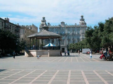 Plaza de Pombo de Santander: &iquest;sab&iacute;as que fue utilizada como refugio antia&eacute;reo?
