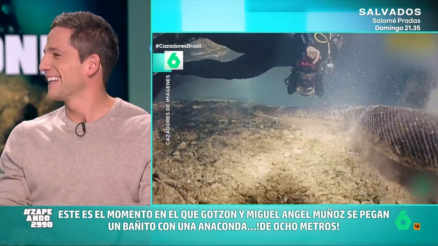 Así fue el encuentro de Gotzon Mantuliz con una anaconda en Brasil, en vídeo: "No nos planteábamos si podía pasar algo" El fotógrafo viajó hasta Brasil con Miguel Ángel Muñoz donde, de manera fortuita, tuvieron un encuentro con este reptil de grandes dimensiones. Mantuliz y el actor se sumergieron en el río y pudieron grabarla a muy poca distancia.