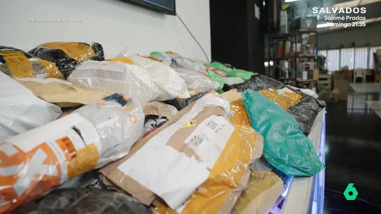 Equipo de Investigación descubre a una compañía que vende palés de paquetes extraviados: "Haciéndolo bien es rentable" Equipo de Investigación descubre a una compañía que vende palés de paquetes extraviados: "Haciéndolo bien es rentable"