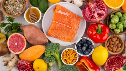 Hierro, la vitamina D y B12 Hierro, la vitamina D y B12