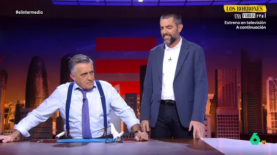 Dani Mateo dedica una canción a Pérez Llorca: "¡Juanfran! Vox es su amigo" La mano derecha de Carlos Mazón ha sido nombrado nuevo president de la Generalitat Valenciana con los votos de PP y Vox. Descubre la canción que ha dedicado El Intermedio al popular.