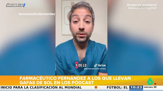 'Farmacéutico Fernández' critica la moda de llevar gafas de sol en tertulias de interior: "No os hace molar más" 'Farmacéutico Fernández' critica la moda de llevar gafas de sol en tertulias de interior: "No os hace molar más"