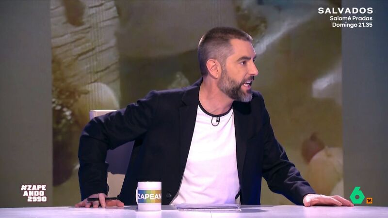 Dani Mateo cree que "es inútil disimular los pedos" y manda un consejo: "Déjalo salir, que todo el mundo lo vea y se aparte"