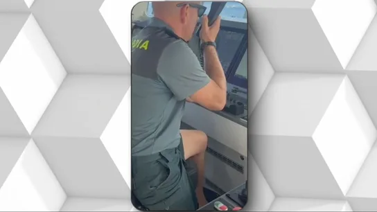 Buscan a un turista británico que cayó al mar desde un crucero cerca de Tenerife Buscan a un turista británico que cayó al mar desde un crucero cerca de Tenerife