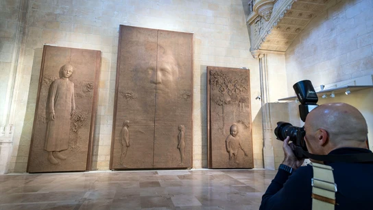 Los nuevos portones en la catedral de Burgos Los nuevos portones en la catedral de Burgos