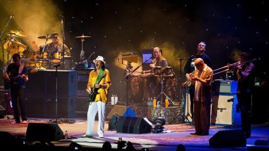 Santana durante la gira de "Supernatural"