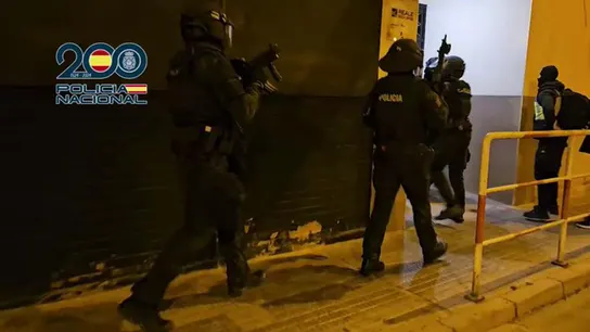 Operación policial contra 'The Base' Operación policial contra 'The Base'