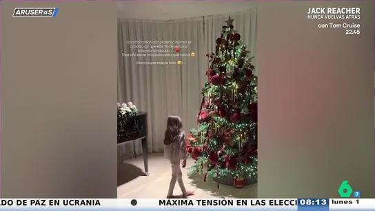 El tierno vídeo de la hija de David Bisbal y Rosanna Zanetti poniendo el árbol de Navidad El tierno vídeo de la hija de David Bisbal y Rosanna Zanetti poniendo el árbol de Navidad