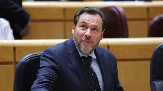 El ministro de Transportes y Movilidad Sostenible, &Oacute;scar Puente, en el Senado