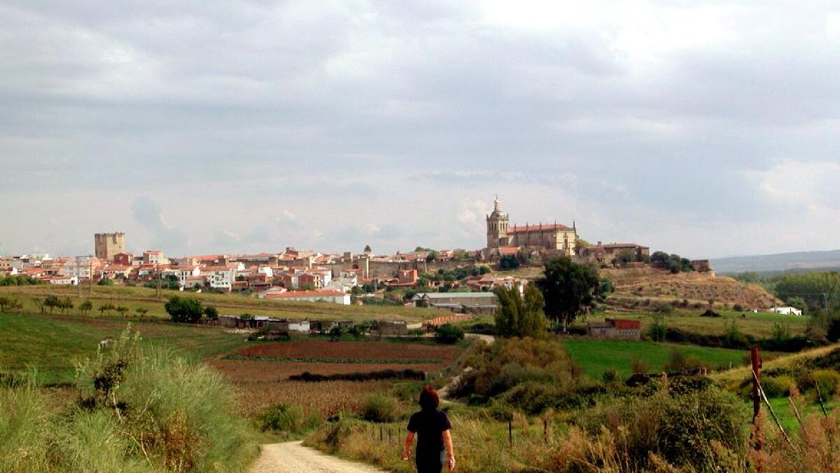 Ruta de los Canales: el mejor modo de conocer Coria caminando