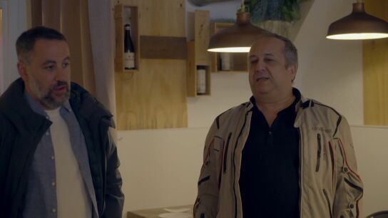 Un hostelero de Madrid acusa a uno de Donosti de tener "Di&oacute;genes" tras ver una colecci&oacute;n de planchas en su local, 'Andara'