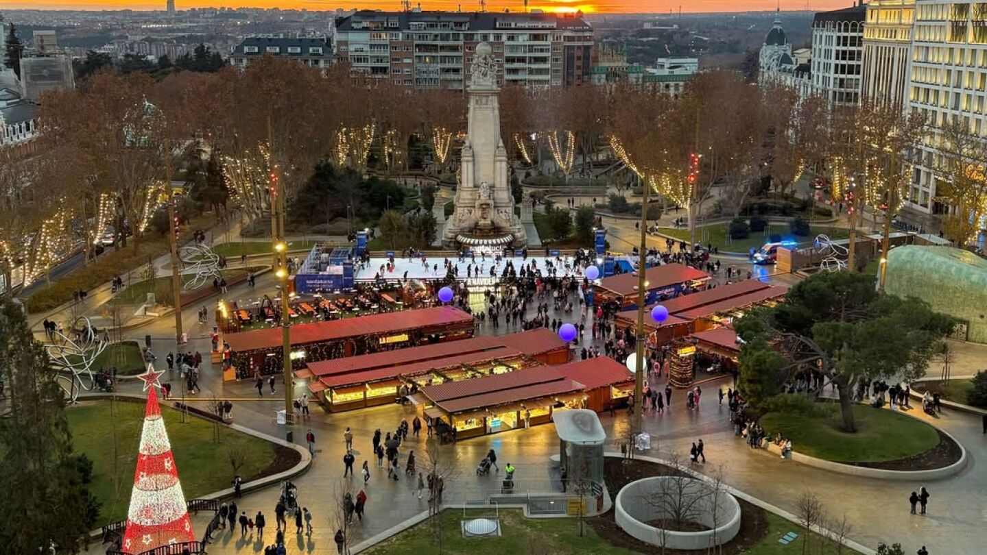 Mercadillo de Navidad "La Navide&ntilde;a" de Plaza de Espa&ntilde;a