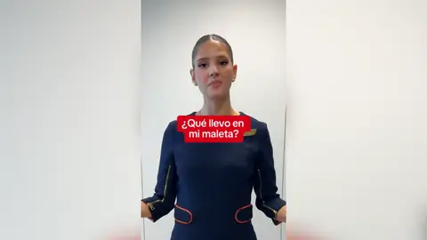 Azafata de Iberia Azafata de Iberia