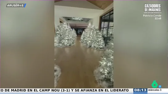 Kim Kardashian, la única famosa capaz de hacer la competencia a Melania Trump con su decoración de Navidad Kim Kardashian, la única famosa capaz de hacer la competencia a Melania Trump con su decoración de Navidad