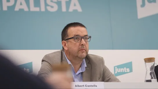 El alcalde de Vic (Junts) reclama poder decidir a quién se empadrona y a quién no El alcalde de Vic (Junts) reclama poder decidir a quién se empadrona y a quién no