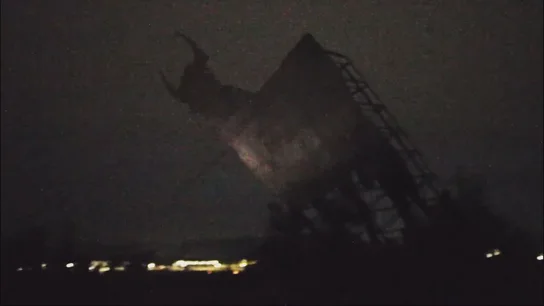 Momento de la caída del toro de Osborne de Rivabellosa Momento de la caída del toro de Osborne de Rivabellosa