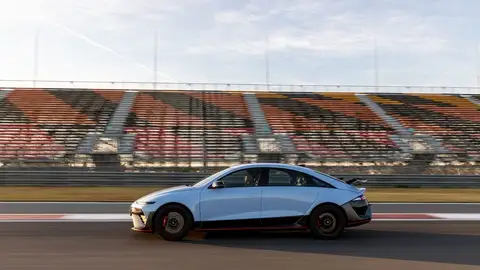 Hyundai Ioniq 6 Hyundai Ioniq 6