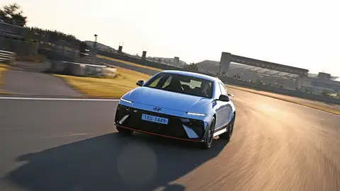 Hyundai Ioniq 6 Hyundai Ioniq 6