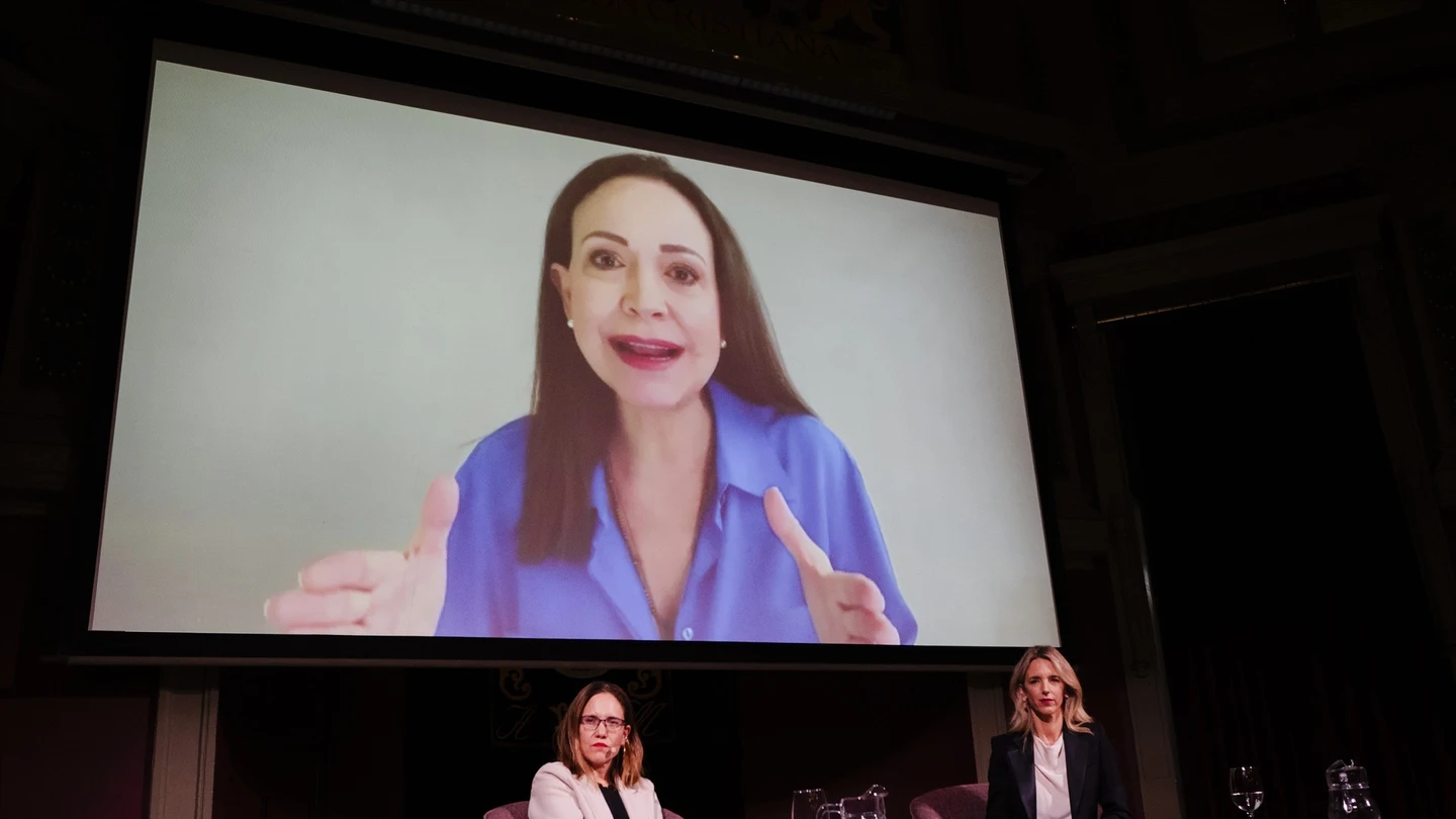 La opositora venezolana María Corina Machado asiste por videoconferencia a un evento en Madrid La opositora venezolana María Corina Machado asiste por videoconferencia a un evento en Madrid