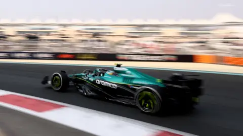 Fernando Alonso durante la clasificación del GP de Abu Dabi Fernando Alonso durante la clasificación del GP de Abu Dabi