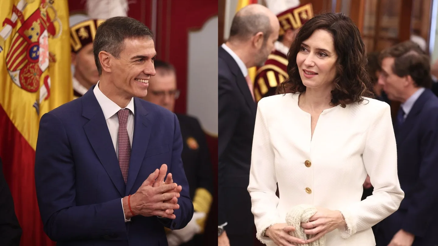 El presidente del Gobierno, Pedro Sánchez, y la líder de la Comunidad de Madrid, Isabel Díaz Ayuso, durante el Día de la Constitución. El presidente del Gobierno, Pedro Sánchez, y la líder de la Comunidad de Madrid, Isabel Díaz Ayuso, durante el Día de la Constitución.