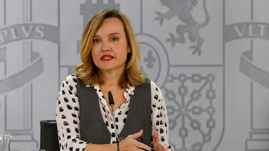 La ministra de Educación y portavoz del Gobierno, Pilar Alegría, durante su intervención en la rueda de prensa posterior a la reunión del Consejo de Ministros. La ministra de Educación y portavoz del Gobierno, Pilar Alegría, durante su intervención en la rueda de prensa posterior a la reunión del Consejo de Ministros.