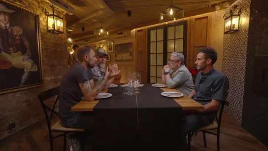 "Es un parque de atracciones destinado a la tauromaquia": varios hosteleros alucinan con La Tienta, la taberna de Ángel Martín "Es un parque de atracciones destinado a la tauromaquia": varios hosteleros alucinan con La Tienta, la taberna de Ángel Martín