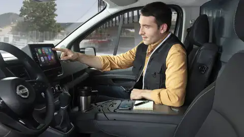 Esta furgoneta no necesita electrificarse: motor diésel para hacer infinitos kilómetros, convertirla en camper, o emprender por 26.000 euros Esta furgoneta no necesita electrificarse: motor diésel para hacer infinitos kilómetros, convertirla en camper, o emprender por 26.000 euros