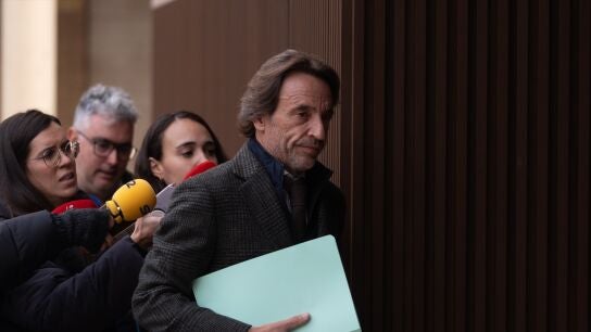 Jos&eacute; Manuel Cuenca, mano derecha de Maz&oacute;n, a su llegada a los juzgados de Catarroja este viernes.