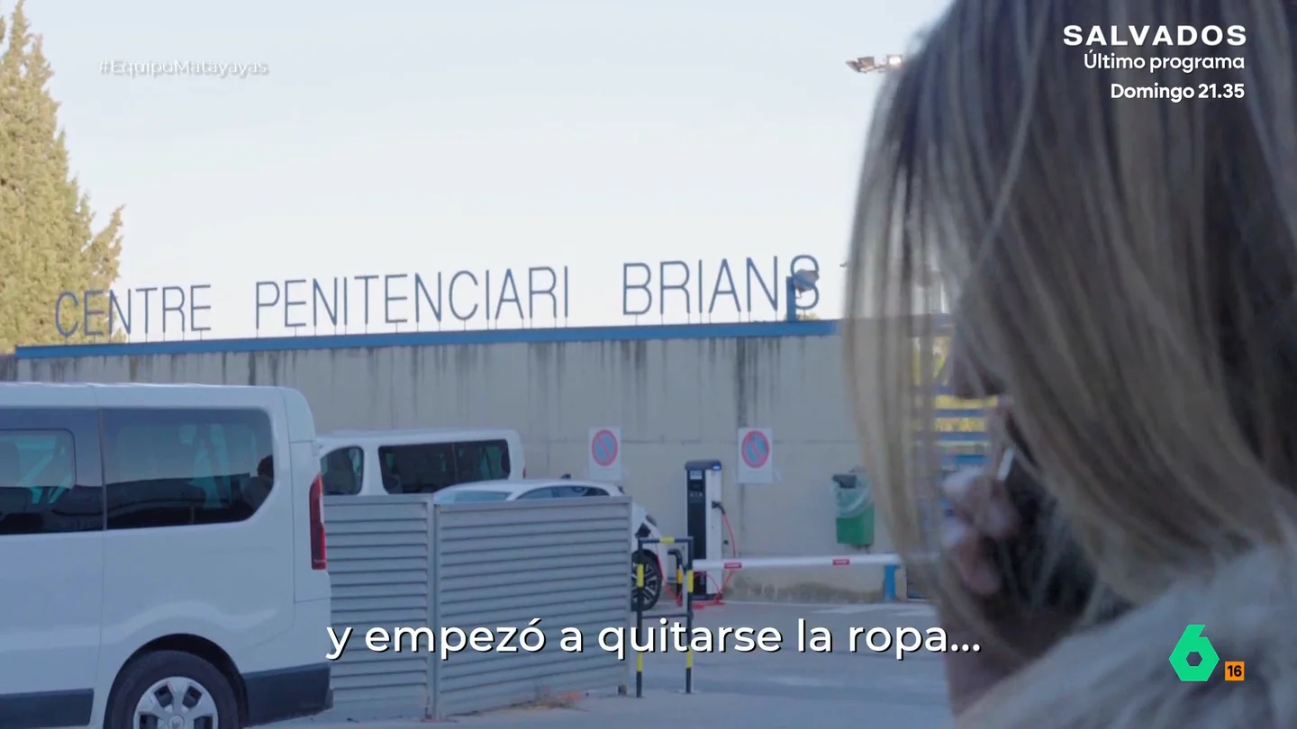 Un funcionario de prisiones recuerda el "incidente más llamativo" de Remedios Sánchez: "Empezó a hacer gestos obscenos" Equipo de Investigación entrevista a un funcionario de la prisión en la que ingresó Remedios Sánchez tras ser condenada. En este vídeo, recuerda el día que "se volvió muy agresiva y acabó en aislamiento".