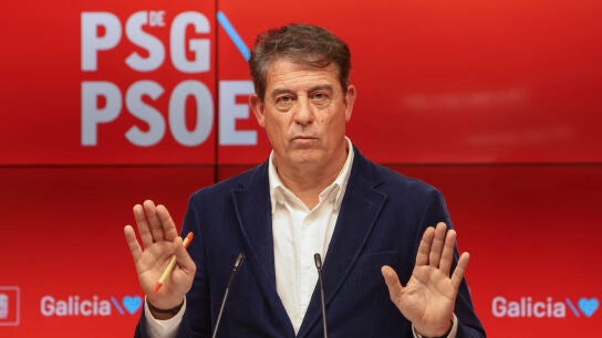 El secretario general del PSdeG, Jos&eacute; Ram&oacute;n G&oacute;mez Besteiro, ha admitido este viernes en rueda de prensa que conoci&oacute; en el mes de octubre el supuesto caso de acoso del que se acusa al expresidente de la Diputaci&oacute;n de Lugo, Jos&eacute; Tom&eacute;.