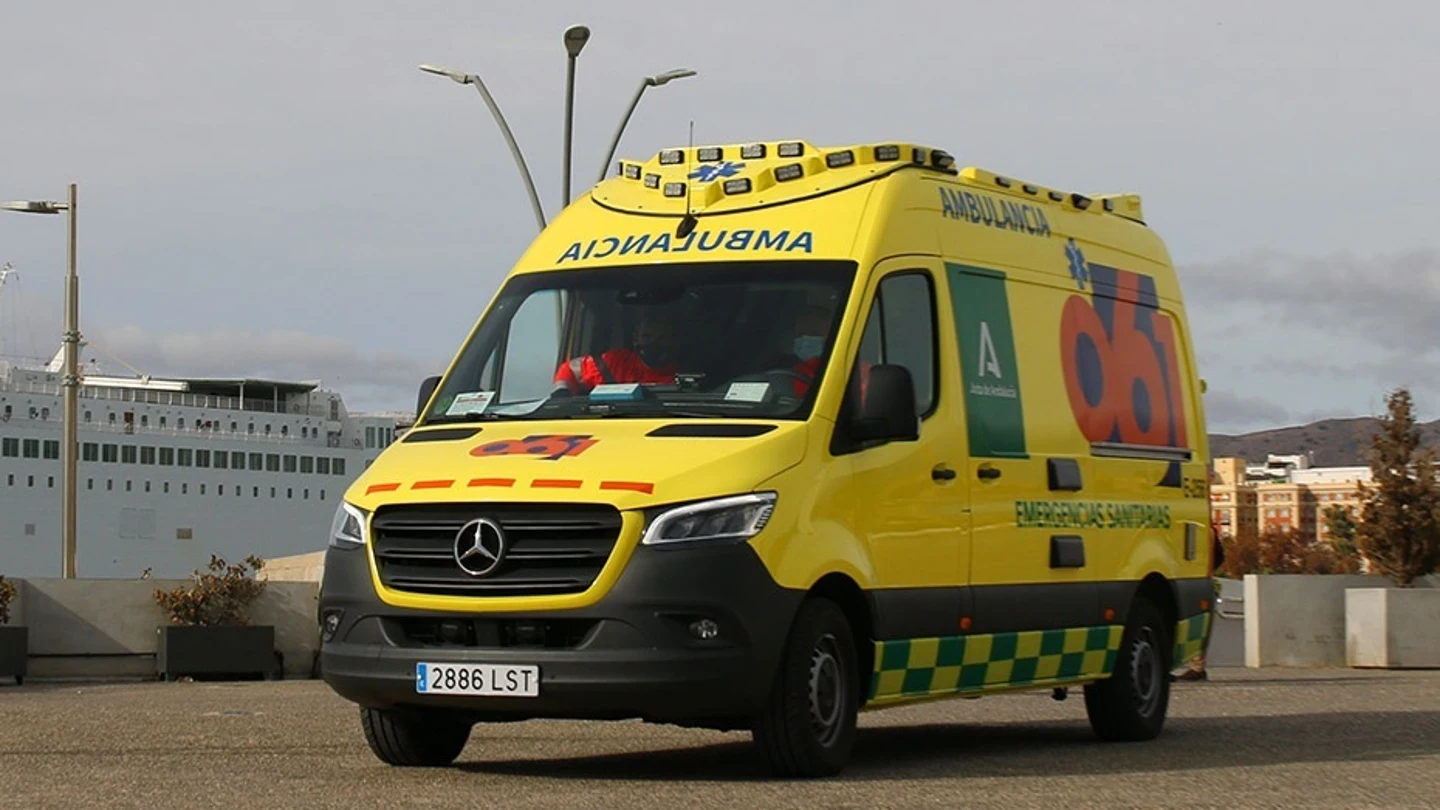 Imagen de archivo de una ambulancia del Servicio Andaluz de Salud Imagen de archivo de una ambulancia del Servicio Andaluz de Salud