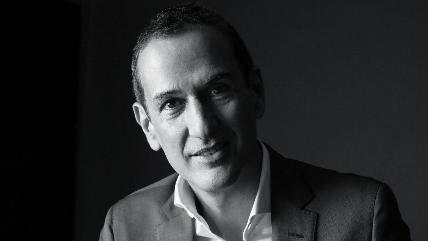 Roberto Santiago 