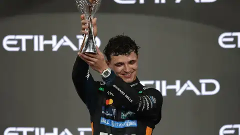 Podio de Lando Norris en Abu Dhabi 2025 Podio de Lando Norris en Abu Dhabi 2025
