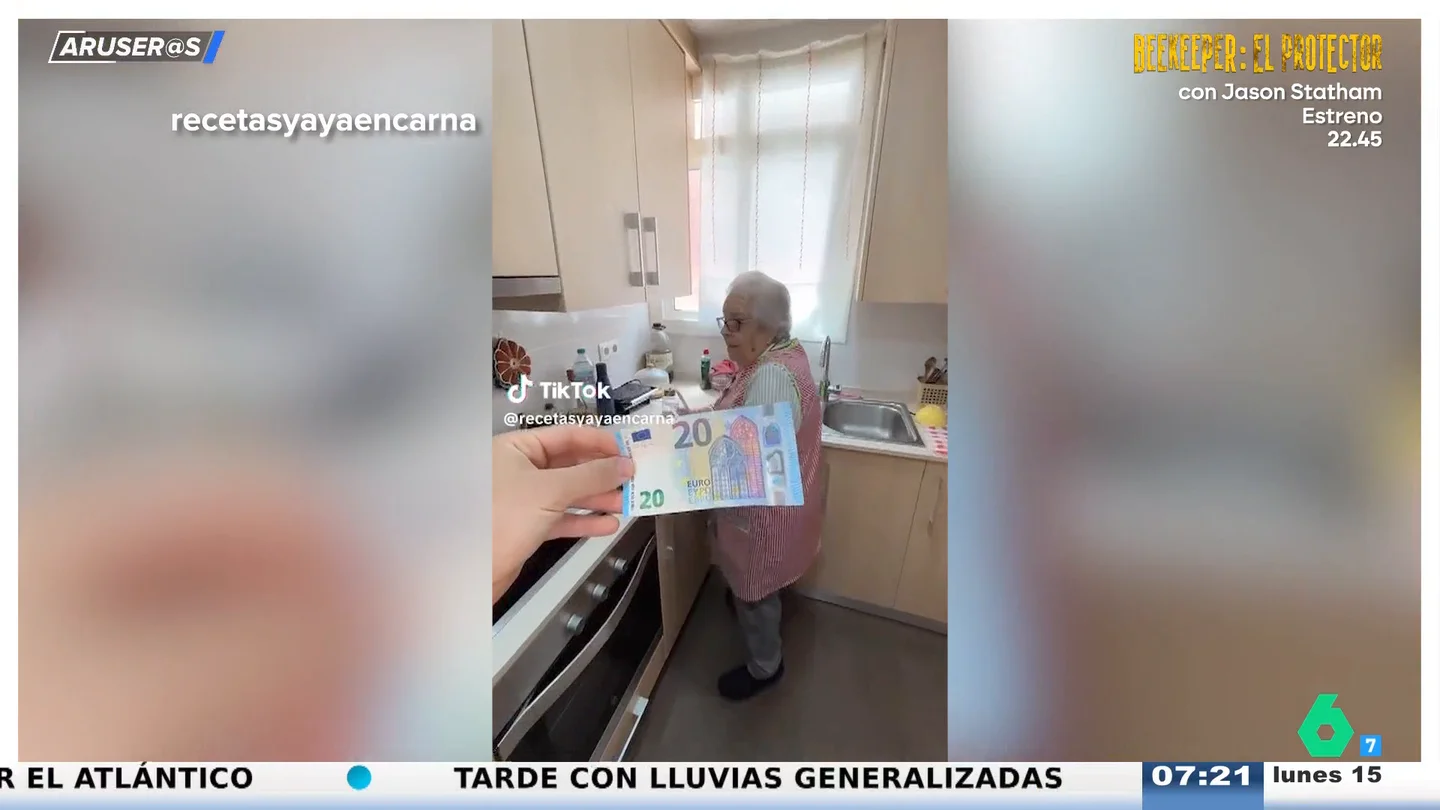 La yaya Encarna se hace viral por su habilidad para toda la familia por menos de 20 euros: esta es la magnífica receta La yaya Encarna se hace viral por su habilidad para toda la familia por menos de 20 euros: esta es la magnífica receta