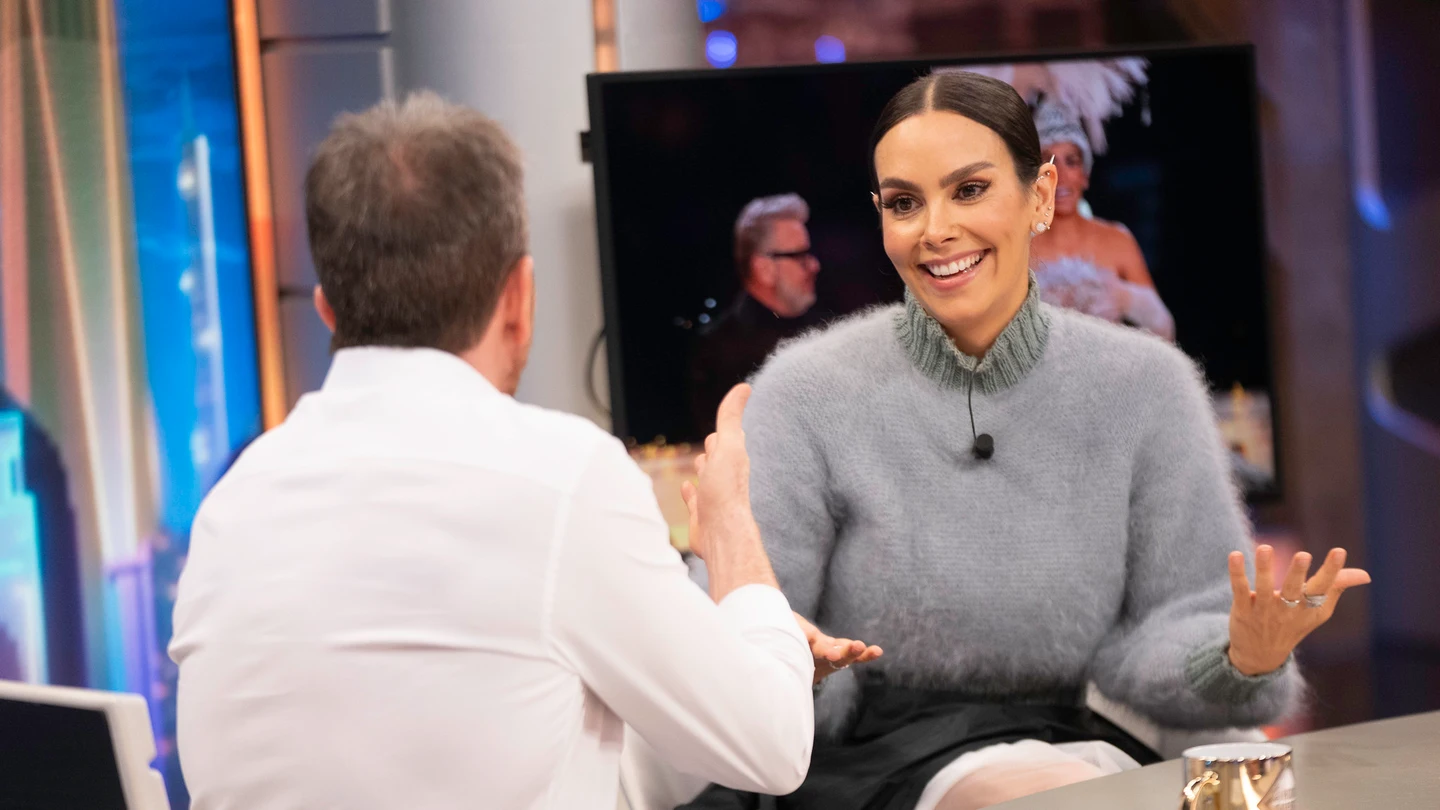 Cristina Pedroche, sobre su nuevo vestido para las Campanadas: "No me veo preparada" Cristina Pedroche, sobre su nuevo vestido para las Campanadas: "No me veo preparada"