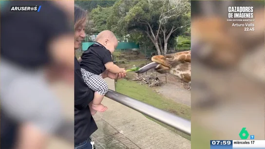 Angie Cárdenas estalla contra la madre del bebé de este viral: "Pones en riesgo al niño para tener un buen vídeo" Angie Cárdenas estalla contra la madre del bebé de este viral: "Pones en riesgo al niño para tener un buen vídeo"