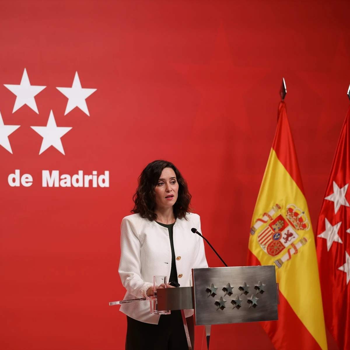 Ayuso se burla de la debacle del PSOE en Extremadura: "Sánchez se ha convertido en un perdedor profesional, es un 'loser'"