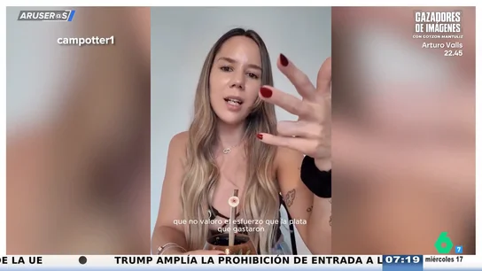 Una novia abandona su propia despedida de soltera porque sus amigas han contratado dos strippers: "¿Pido disculpas o las mando a la mierda?" Una novia abandona su propia despedida de soltera porque sus amigas han contratado dos strippers: "¿Pido disculpas o las mando a la mierda?"
