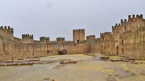 Castillo de Burgalimar Castillo de Burgalimar
