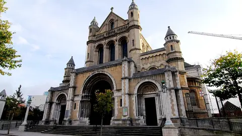 Catedral de Santa Ana de Belfast Catedral de Santa Ana de Belfast