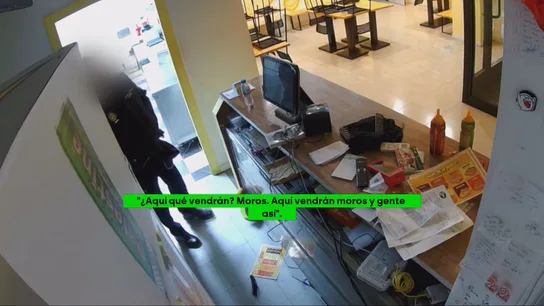 "Aquí vendrán moros y gente así": el dueño de un local en Alcorcón denuncia comentarios xenófobos de dos policías tras un robo "Aquí vendrán moros y gente así": el dueño de un local en Alcorcón denuncia comentarios xenófobos de dos policías tras un robo