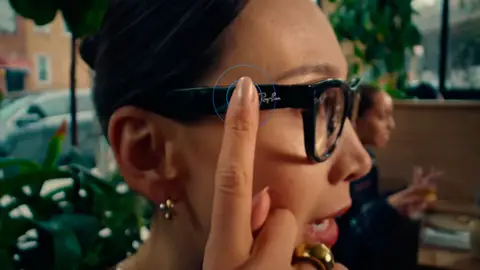 Las Ray-Ban con IA de Meta se actualizan Las Ray-Ban con IA de Meta se actualizan