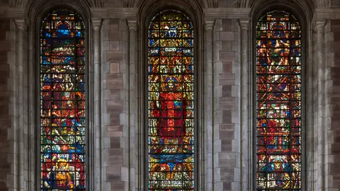 Vidrieras de la Catedral de Santa Ana en Belfast Vidrieras de la Catedral de Santa Ana en Belfast