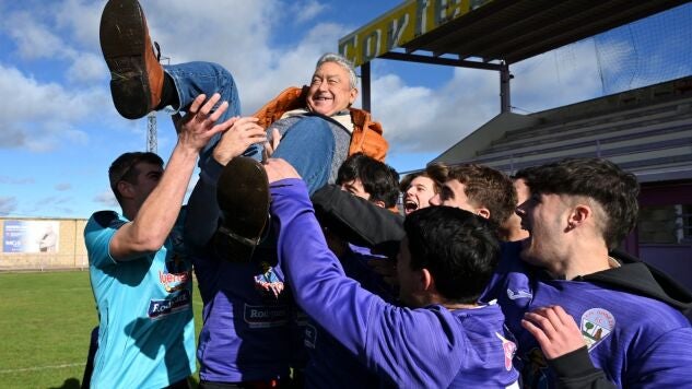 El Gordo permite so&ntilde;ar en grande a un humilde club de f&uacute;tbol en La Ba&ntilde;eza: "&iexcl;Hay que fichar a Mbapp&eacute;!"