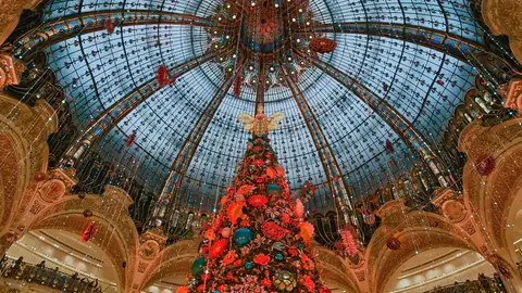 Cúpula de las Galerías Lafayette en Navidad, París Cúpula de las Galerías Lafayette en Navidad, París