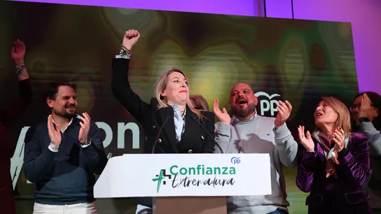 La candidata del Partido Popular a la presidencia de la Junta de Extremadura María Guardiola durante su comparecencia La candidata del Partido Popular a la presidencia de la Junta de Extremadura María Guardiola durante su comparecencia