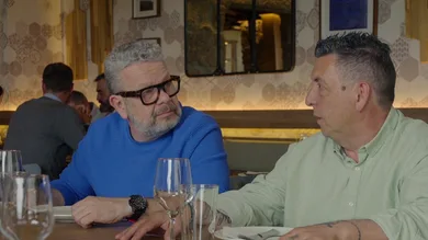 Chicote busca la mejor empanada gallega en Pontevedra con Batalla de restaurantes, en laSexta. Chicote busca la mejor empanada gallega en Pontevedra con Batalla de restaurantes, en laSexta.