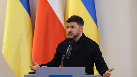 Imagen de archivo del presidente de Ucrania, Volod&iacute;mir Zelenski, tras una reuni&oacute;n con el presidente polaco, Karol Nawrocki,